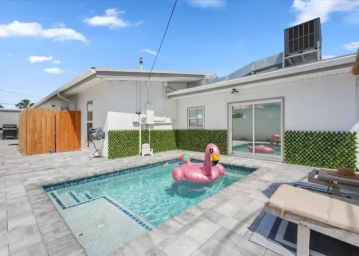 823 Eldorado Ave Clearwater Beach