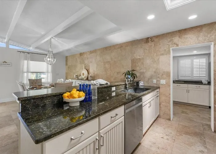 823 Eldorado Ave *