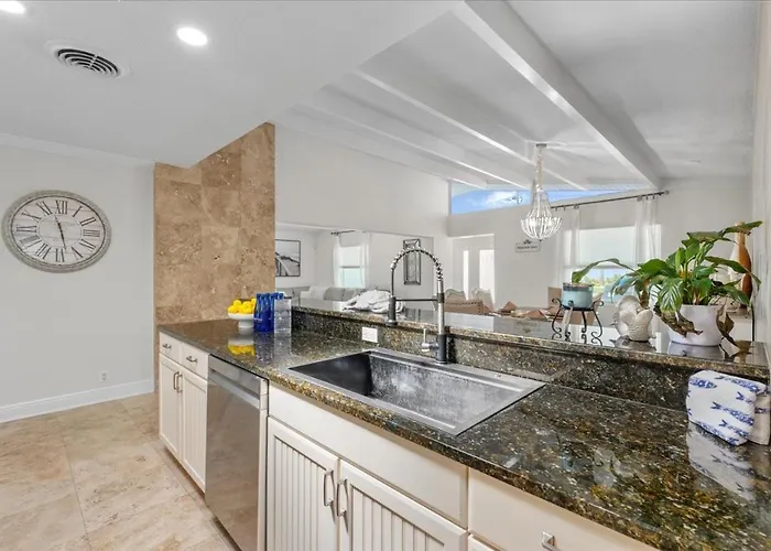 823 Eldorado Ave * Clearwater Beach