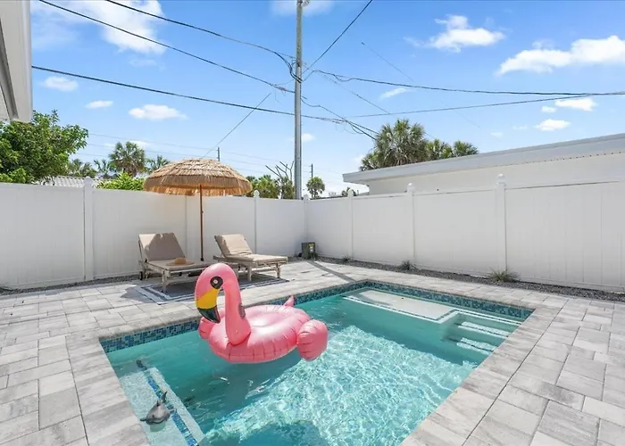 823 Eldorado Ave Holiday home Clearwater Beach