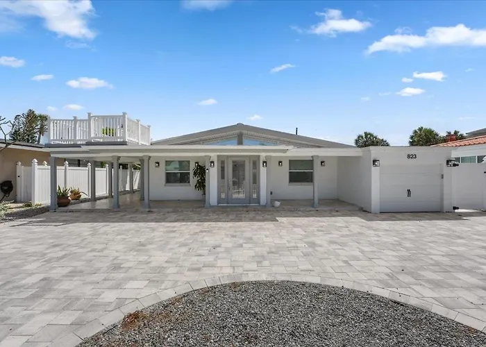 823 Eldorado Ave Clearwater Beach